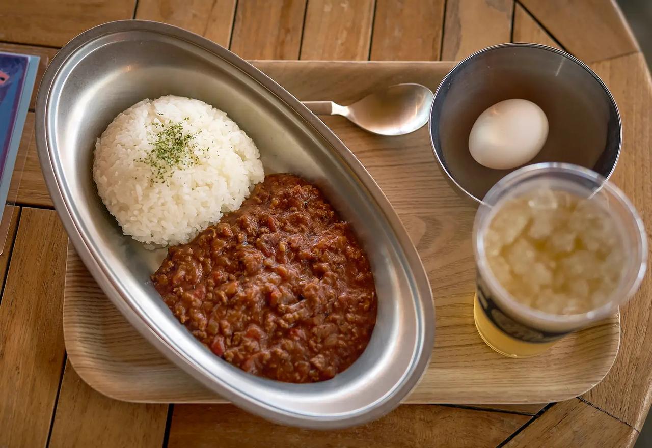 画像: ファンミーティングではカレー&ドリンクも! くじ引き企画も開催