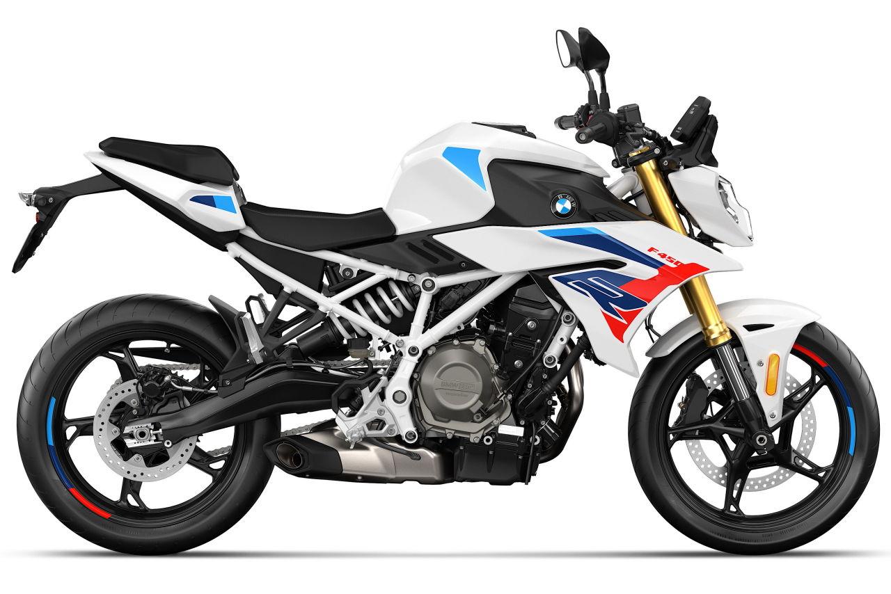 画像2: Snaefell white / M Motorsport with a white frame and rim stickers in M Motorsport colors.[M Sport with Innovation Package]