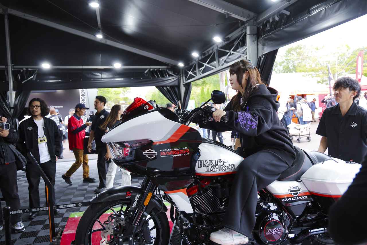 画像2: 「え、MotoGPにハーレー!?」もてぎの日本GPで”バガーレーサー”をお披露目、来年は日本で走っちゃう?