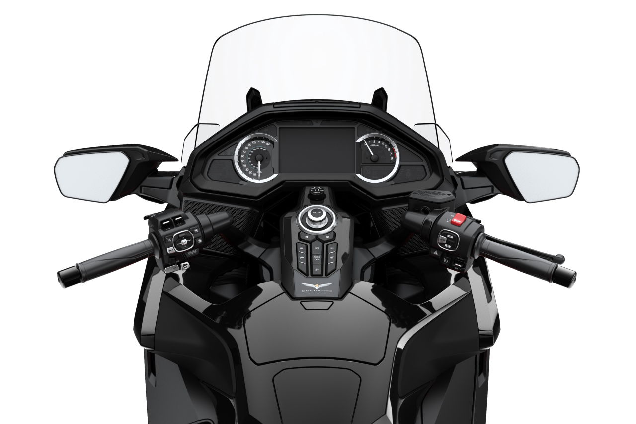 画像2: Gold Wing Tour Automatic DCT: Black