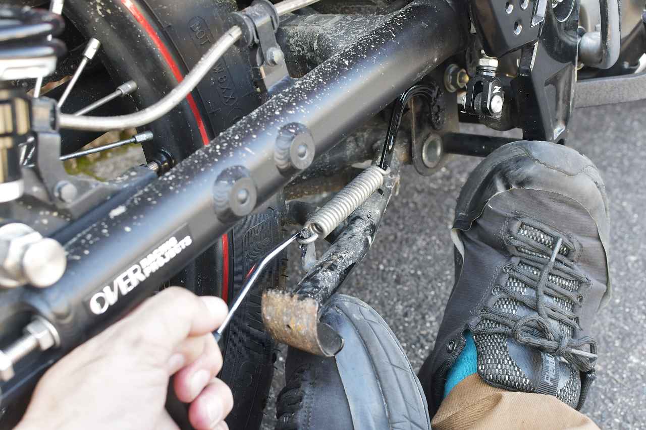 画像8: 車体に取り付けるよ