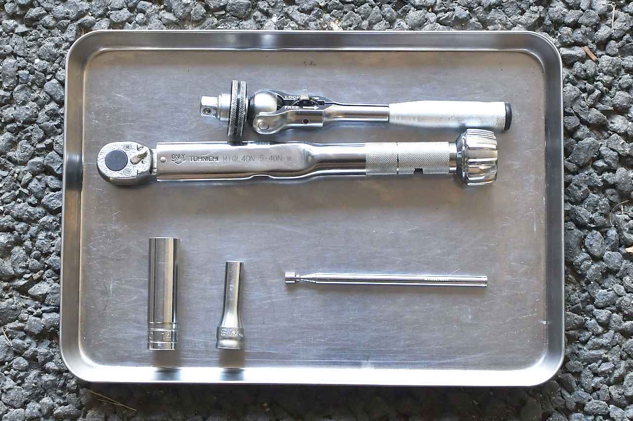 画像1: 必要な工具と消耗品