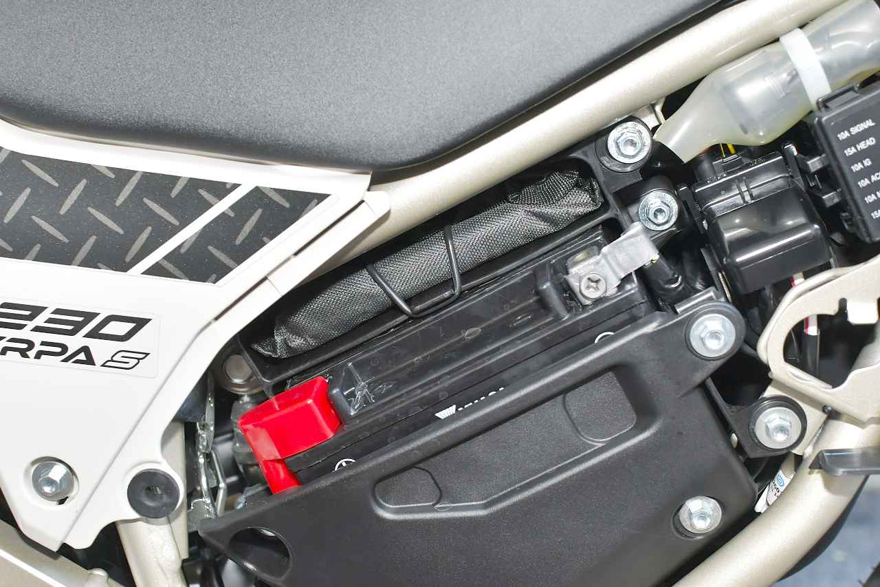 画像1: 車載工具の位置