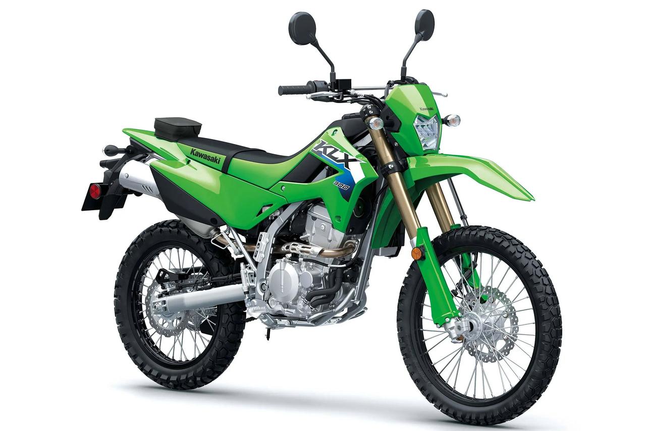 画像: KAWASAKI KLX300 ABS 北米2027年モデル 総排気量：292cc エンジン形式：水冷4ストDOHC4バルブ単気筒 シート高：897mm 車両重量：138kg 現地価格：5999ドル