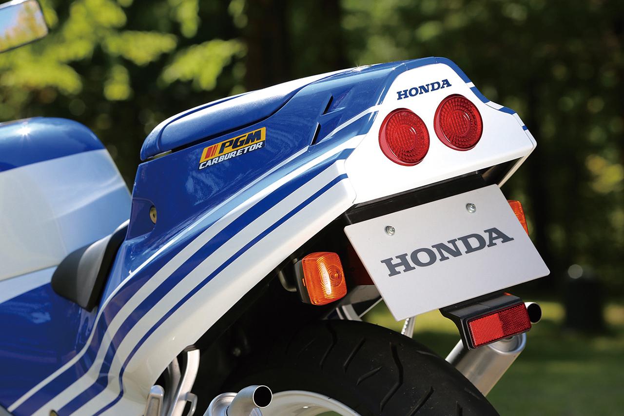 画像11: ホンダ「NSR250R(MC18前期)」(1988)各部解説