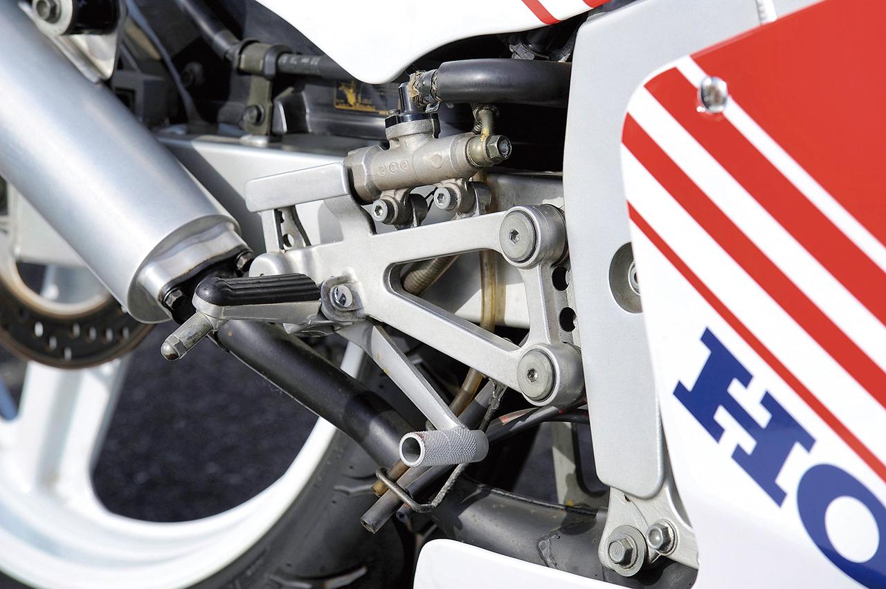 画像8: ホンダ「NSR250R（MC16）」（1986）の各部装備・ディテール解説