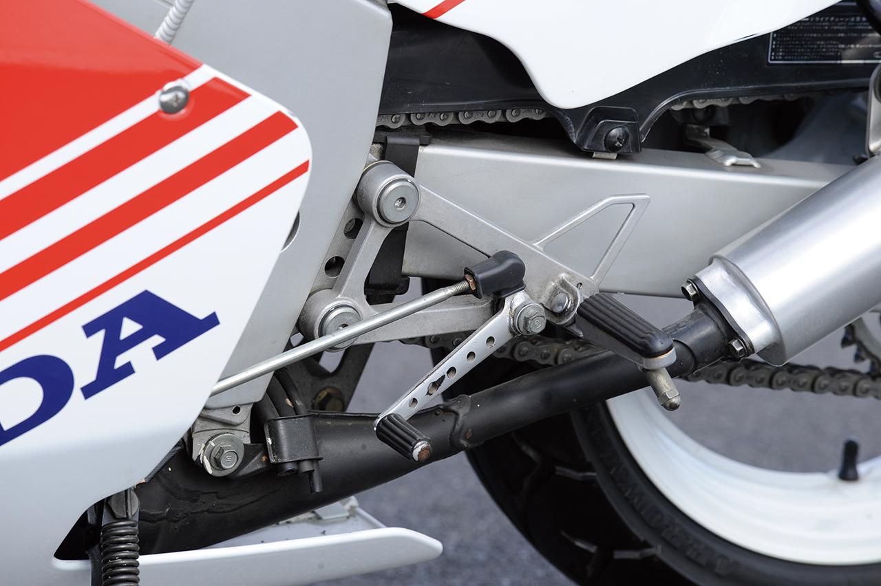 画像9: ホンダ「NSR250R（MC16）」（1986）の各部装備・ディテール解説