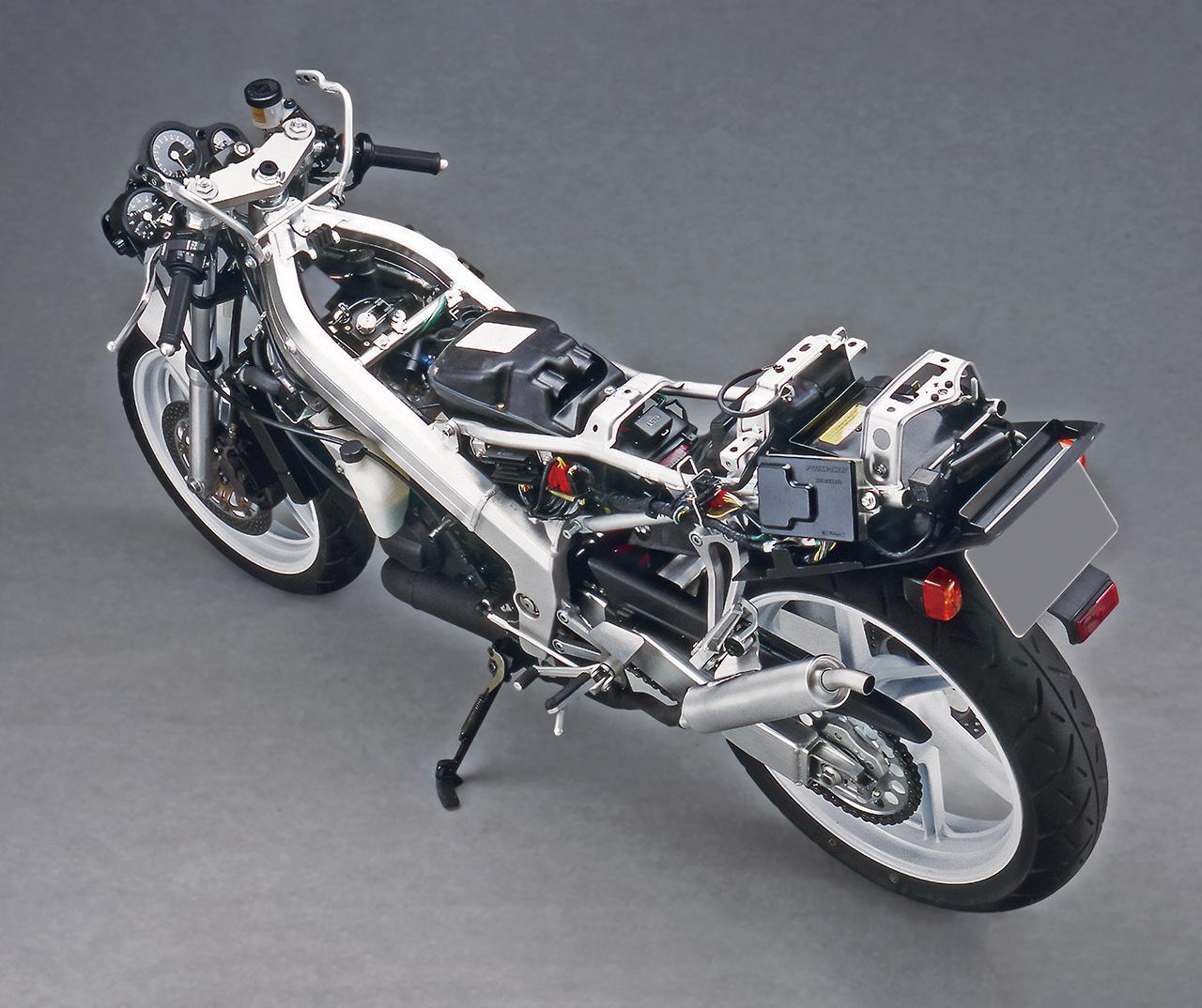画像2: ホンダ「NSR250R(MC18前期)」(1988)外観・フレーム解説