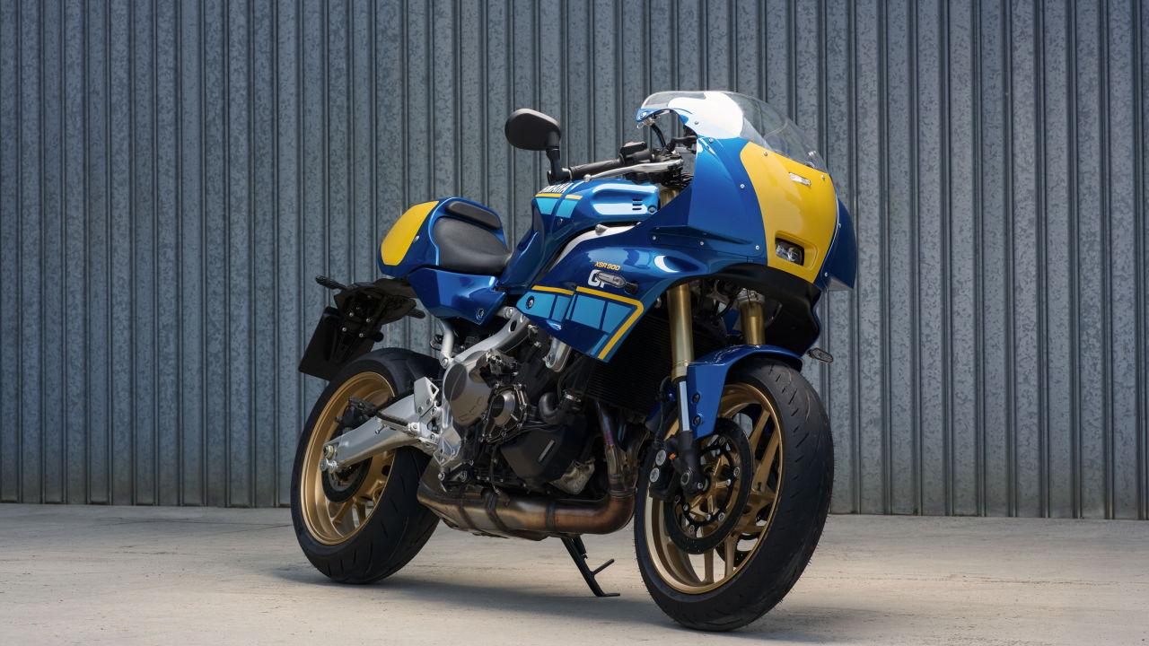 画像9: 来年はゴロワーズカラーだ!! フランスの英雄クリスチャン・サロンの伝説が甦るヤマハ「XSR900 GP」の新色“レジェンドブルー”が登場