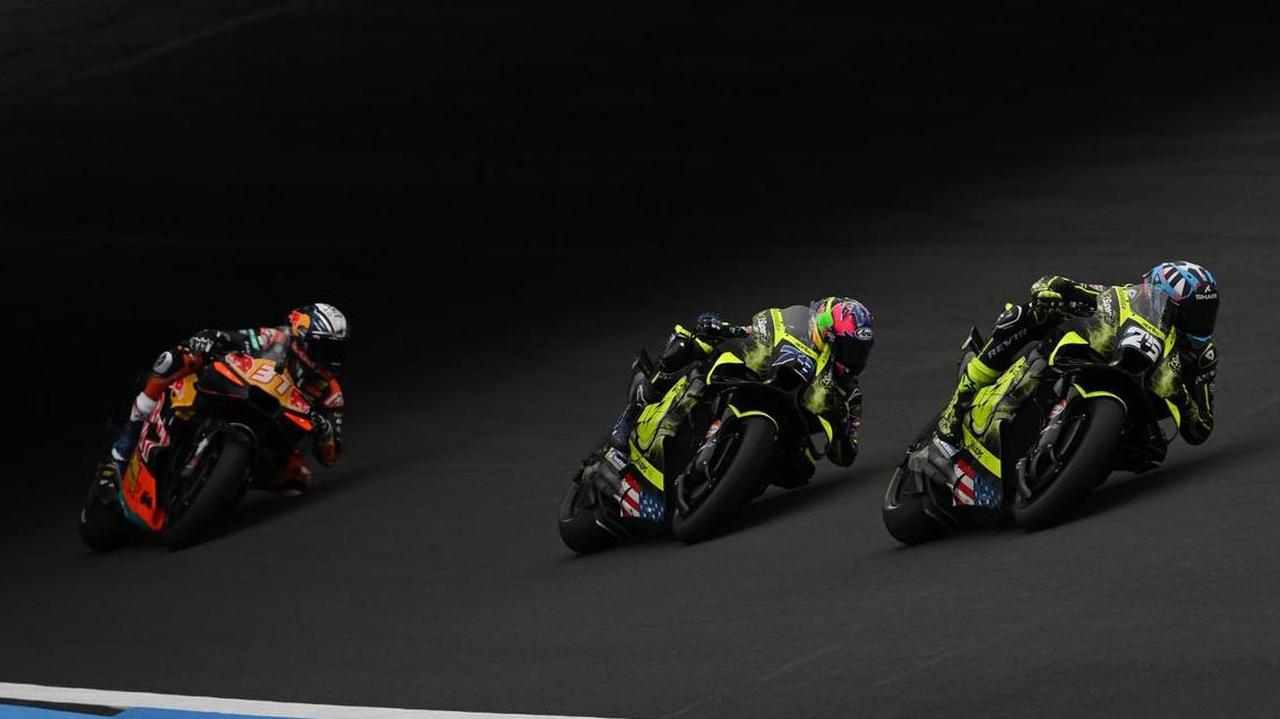 画像: 【2026 MotoGP 第16戦日本GP】小椋藍が12万人を前に熱いバトルを繰り広げ6位入賞　マルク・マルケスが日本GP完全制覇 - webオートバイ