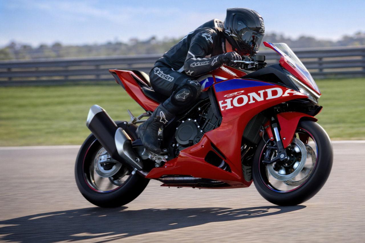 画像7: ホンダ「CBR500R FOUR」欧州仕様発表! 中国仕様との違いは? 2027年モデルはMotoGPカラーで一層スポーティに!