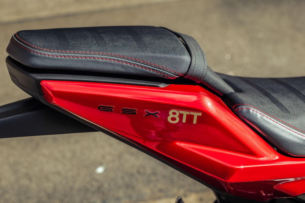 画像 : 4番目の画像 - 【画像9枚】スズキ「GSX-8TT」2027年モデル（英国仕様） - webオートバイ