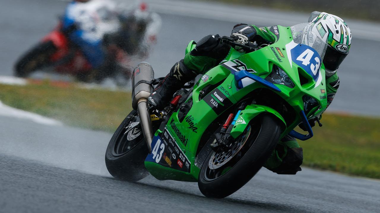 画像: 波乱の天候に翻弄された岡山大会！ Kawasaki Plaza Racing Teamが見せた速さと執念の走り【全日本ロードレース選手権2026 第6戦】 - webオートバイ