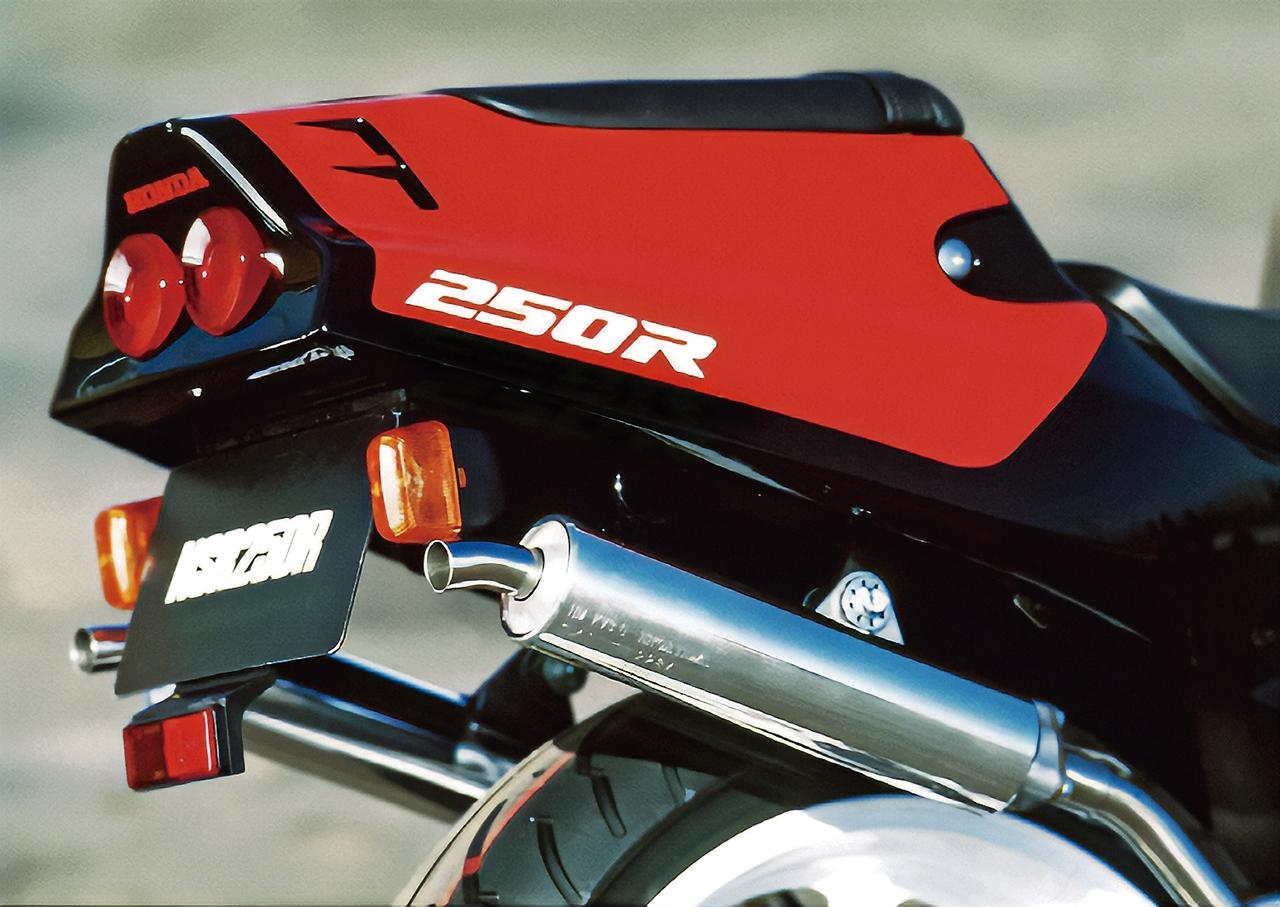 画像 : 13番目の画像 - 【写真19枚】ホンダ「NSR250R（MC18後期）」（1989） - webオートバイ