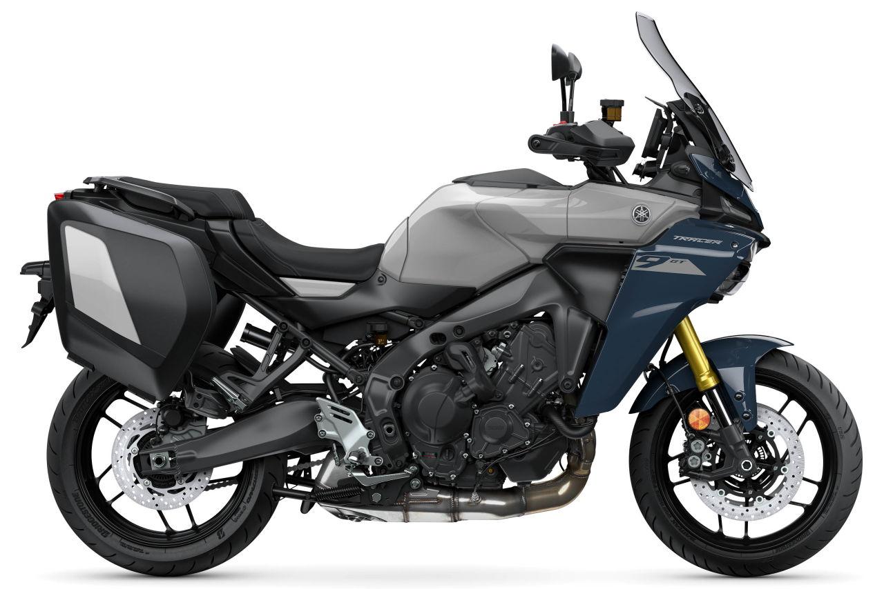 画像: YAMAHA TRACER 9 GT / Y-AMT Ceramic Grey 2027年モデル(欧州仕様) 総排気量:890cc エンジン形式:水冷4ストDOHC4バルブ並列3気筒 シート高:845-860mm 車両重量:227kg(Y-AMT=231kg)