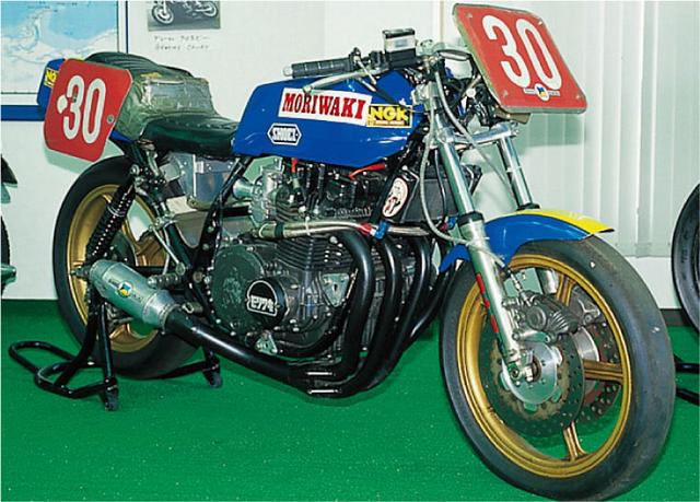 画像: スーパーバイクタイプのモリワキモンスター(オートバイ Classics@モーターマガジン社) www.motormagazine.co.jp