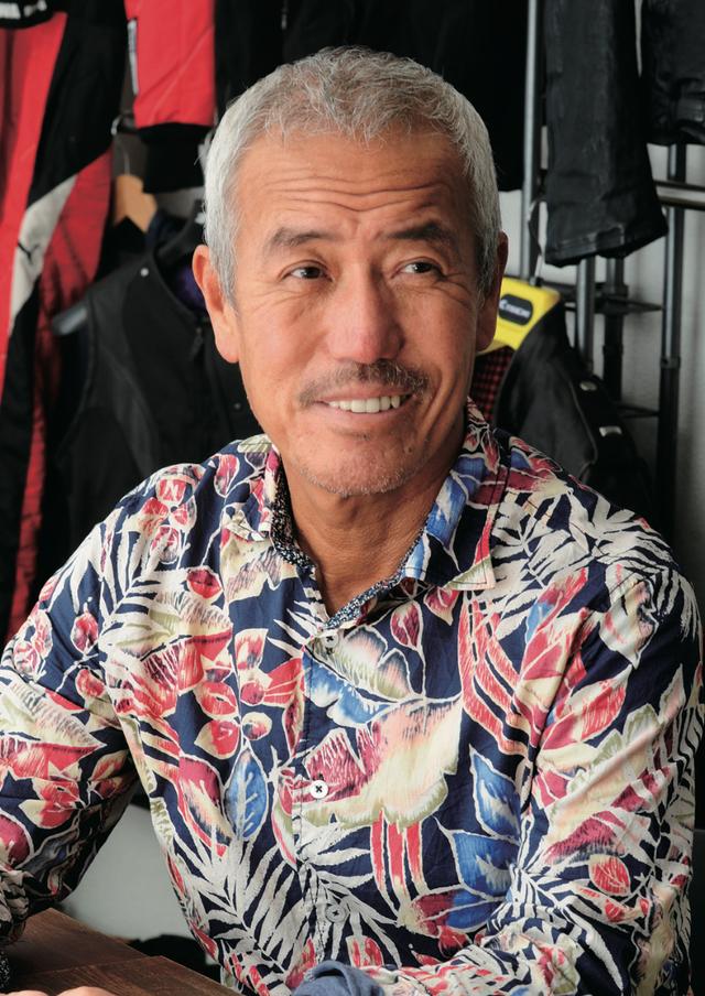 画像: 第三京浜というムーブメントを語るときに、 欠かせない存在なのが、ライディングアパレルメーカーの イエローコーンだ。 いやむしろ、その仕掛け人こそが、 代表の杉田さんだった!!
