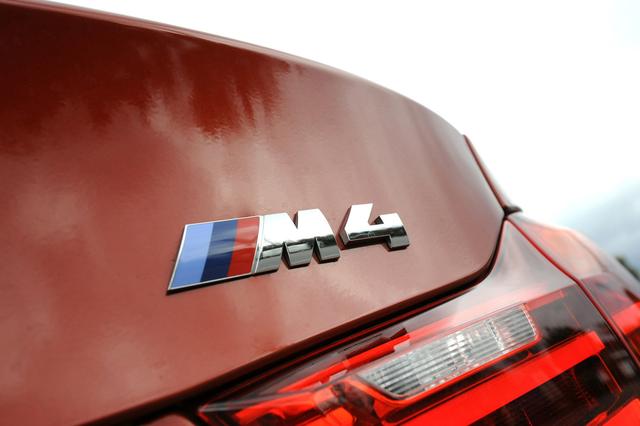 画像: M4クーペはM3セダンのクーペ版で出力などは同じとなる。