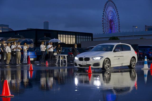 画像: トレーニング車両はM135I。