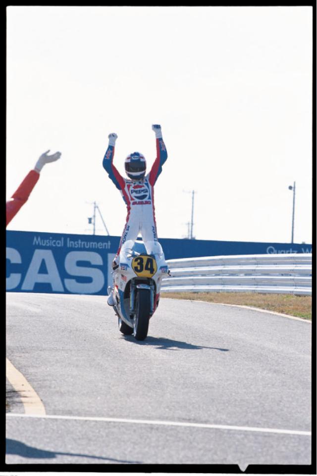 画像3: (Racing オートバイ MotoGP GRAPHICS 2016©モーターマガジン社) www.motormagazine.co.jp