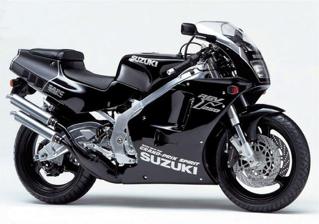 画像1: (日本のバイク遺産 -レーサーレプリカ年代記-©モーターマガジン社) www.motormagazine.co.jp