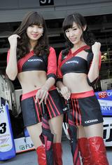 画像4: 乙女の笑顔と秋の空
【レースクイーングラフィティ(10)】スーパーフォーミュラ編