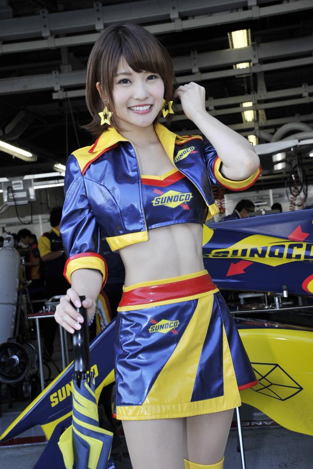 画像3: 乙女の笑顔と秋の空
【レースクイーングラフィティ(10)】スーパーフォーミュラ編