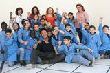 画像: 青年海外協力隊時代の小沼氏とシリアの子どもたち