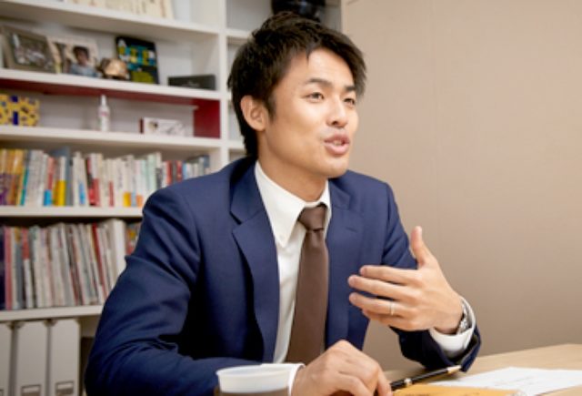 画像: 新たなアイデンティティを見出す
