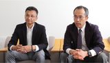 画像: インタビューを受ける成澤社長&野田氏
