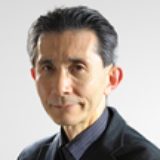 画像: 西垣 通 東京大学 名誉教授、 東京経済大学 コミュニケーション学部教授 東京大学工学部計数工学科卒業。 1972年 日立製作所入社。コンピューター・ソフトの研究開発に携わる。 その間、スタンフォード大学で客員研究員。 その後、明治大学などを経て、2000年、東京大学大学院情報学環教授。 2013年定年退官、東京大学名誉教授、東京経済大学コミュニケーション学部教授に就任。 工学博士。専攻は情報学・メディア論。