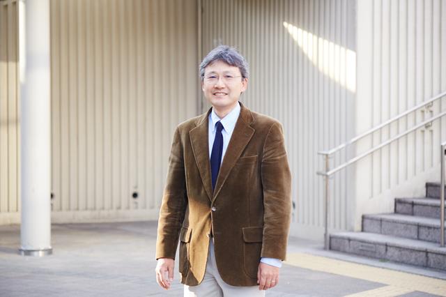 画像: CSVとCSR(企業の社会的責任)の違い