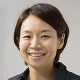 画像: 岡島礼奈(おかじまれな) 1979年鳥取市生まれ。東京大学理学部天文学科卒、同大学院理学系研究科博士課程天文学専攻修了(理学博士)。ゴールドマン・サックス証券戦略投資部を経て、2009年にコンサルティング会社「エルエス・パートナーズ株式会社」を起業し、日本企業の新興国進出をサポートする。出産を機に同社を退職し、2011年9月に株式会社ALE(エール:東京都港区)を設立、代表取締役に就任。国内の宇宙工学研究者と提携し、人工流れ星によるエンターテインメントビジネスを展開。2019年、世界初の人工流れ星イベントを瀬戸内海上で開催予定。