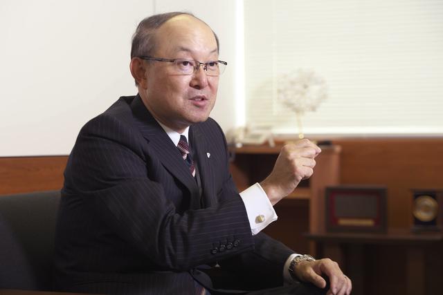 画像: 顧客とのやりとりを一字一句添削