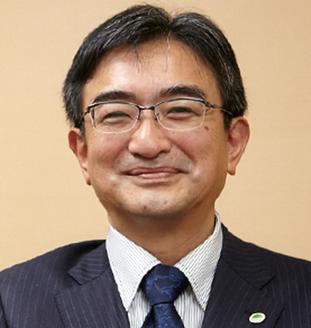 画像: プロフィール 髙本真樹(たかもとまさき) 1961年、小樽市生まれ。1986年に株式会社日立製作所に入社し、大森ソフトウェア工場(当時)の総務部勤労課をはじめとして、本社社長室秘書課、日立工場勤労部、電力・電機グループ勤労企画部、北海道支社業務企画部を経験。その後、都市開発システム社いきいきまちづくり推進室長、株式会社 日立博愛ヒューマンサポート社社長を歴任し、2012年4月から情報・通信システム社人事総務本部プラットフォーム部門担当本部長に就任。全国の起業家が出場する「社会イノベーター公志園」(運営事務局:特定非営利活動法人 アイ・エス・エル)では、メンターとして出場者に寄り添いともに駆け抜ける "伴走者"を務めている。