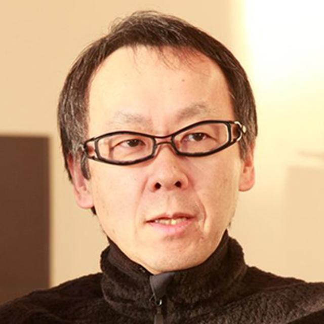 画像: 星野 佳路(ほしのよしはる) 星野リゾート 代表 1960年、長野県軽井沢町生まれ。1983年、慶應義塾大学経済学部卒業。米国コーネル大学ホテル経営大学院修士課程修了。1991年、星野温泉(現在の星野リゾート)社長に就任。所有と運営を一体とする日本の観光産業でいち早く運営特化戦略をとり、運営サービスを提供するビジネスモデルへ転換。 2001〜2004年にかけて、山梨県のリゾナーレ、福島県のアルツ磐梯、北海道のトマムとリゾートの再建に取り組む一方、星野温泉旅館を改築し、2005年「星のや軽井沢」を開業。 現在、運営拠点は、ラグジュアリーラインの「星のや」、小規模高級温泉旅館の「界」、西洋型リゾートの「リゾナーレ」の3ブランドを中心に国内外35カ所に及ぶ。2013年には、日本で初めて観光に特化した不動産投資信託(リート)を立ち上げ、星野リゾート・リートとして東京証券取引所に上場させた。 2015年10月に「星のや富士」を開業。創業102周年を迎えた2016年、「星のや東京」、「星のやバリ」の開業を予定。