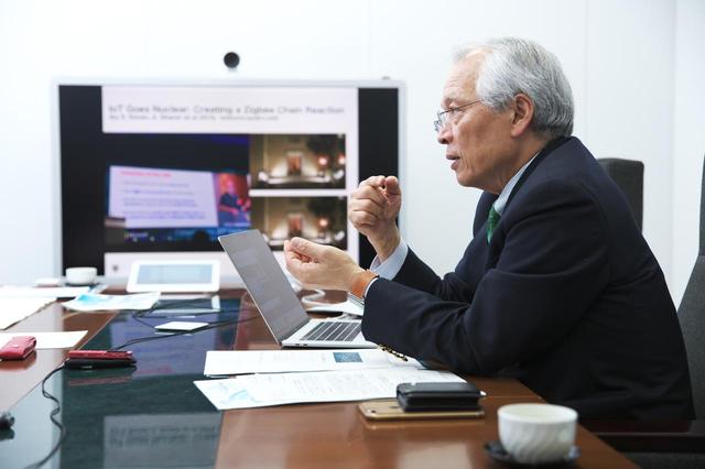 画像: 異業種間の連携が新たな価値とリスクを生む
