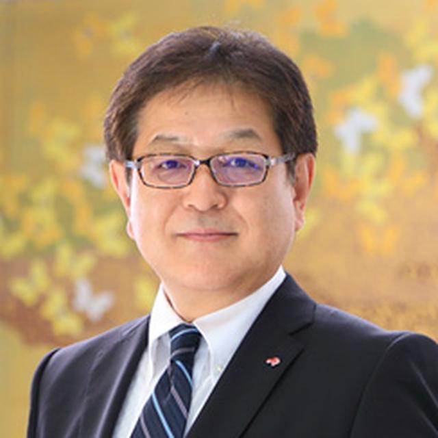 画像: 佐々木達哉 1963年、東京都生まれ。1986年、味の素株式会社に入社。関東支店水戸営業所、東京支店営業第一課で営業職を経験。1994年から6年間にわたり本社調味料部で「Cook Do」シリーズの商品開発・販売マーケティング等を担当。その後、東京支社営業スタッフグループ、本社健康事業開発部、同ニュートリションケア部を経て、2013年から経営企画部長。2017年7月より執行役員。