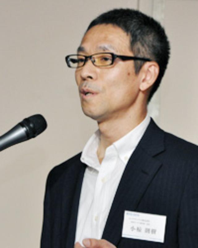 画像: 【日本ユニシスグループの総合イベント「BITS2015」ユニアデックス セッションから記事化】 さまざまなモノと人がネットワークにつながり、膨大なデータを高速に収集・処理できる時代となった。 そして、それらをもとに自ら学び、判断する人工知能が登場し、その知能は人間の能力を追い抜くとも言われている。 そうした機械が果たして「人を感動させるサービス」を創出できるようになるのか。 また、人と機械はどのように関係し、どのような社会を実現していくのか―。 未来へ向けた新しいサービスの創造・提供をめざすユニアデックスの「未来サービス研究所」から所長の小椋則樹氏が登壇。同研究所の市場調査・研究による、数年後の未来予測とその取り組みについて紹介した。 ユニアデックス株式会社 未来サービス研究所 所長 小椋 則樹
