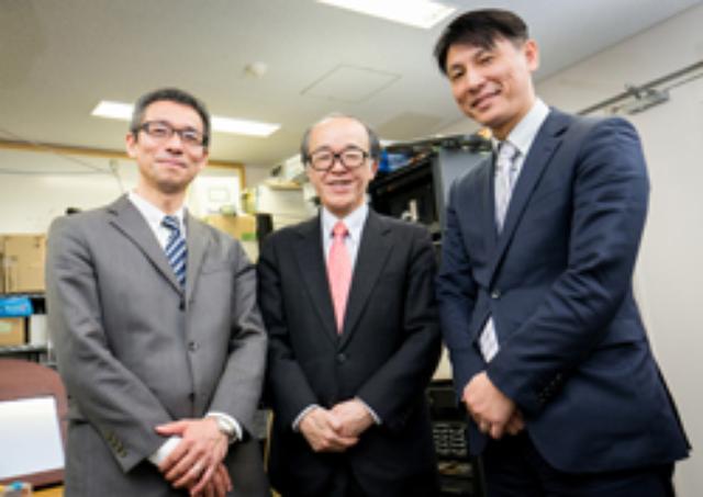 画像: 仮想と現実が混ざることで働き方も変わってくる