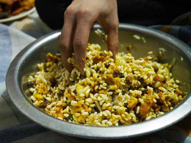 画像: ボールに入ったまぜご飯