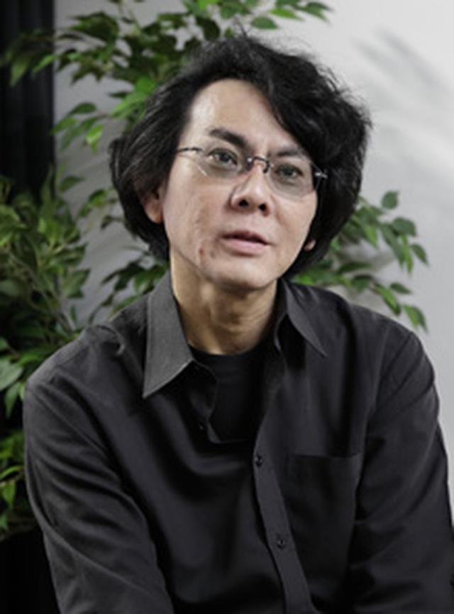 画像: 石黒浩(いしぐろ・ひろし)氏 1963年滋賀県生まれ。大阪大学基礎工学研究科博士課程修了。京都大学情報学研究科助教授、大阪大学工学研究科教授を経て、2009年より大阪大学基礎工学研究科教授。ATR石黒浩特別研究所客員所長(ATRフェロー)。主な著書に「ロボットとは何か」「どうすれば『人』を創れるか」「アンドロイドは人間になれるか」などがある。