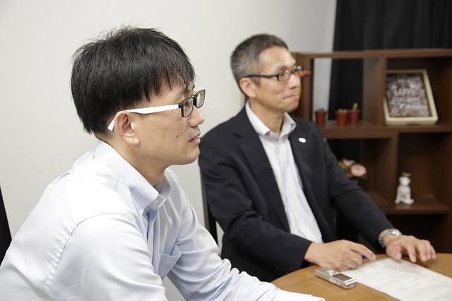 画像: ユニアデックス 齊藤(左)、小椋(右)