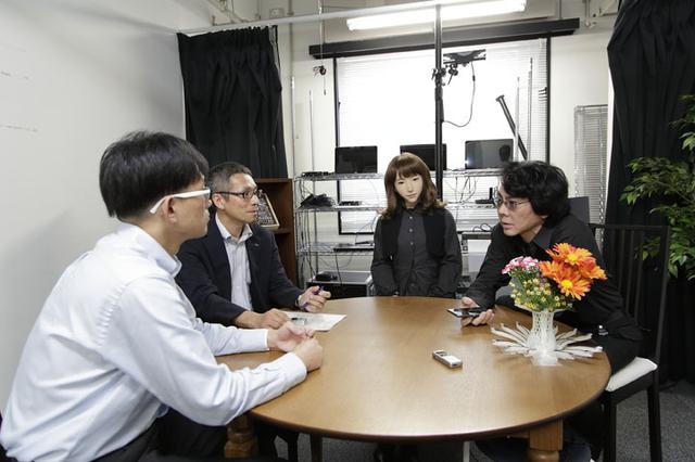 画像2: 人が人を知ることでロボットと共生していける