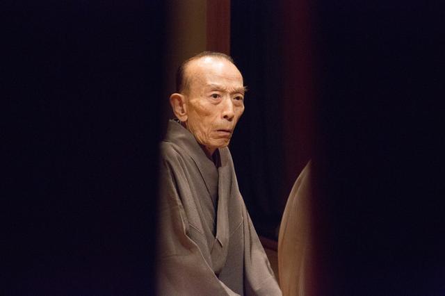 画像: インタビュー直後の高座の模様を撮影させていただいた