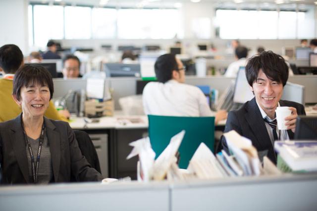 画像: 上の写真の彼の上司(左)と元上司(今年度は本社勤務)。