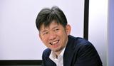 画像: IoTビジネス開発統括部長 山平 哲也。IoTを中心としたエコシステム構築とビジネス創造を推進中。趣味は、旅にでることと居酒屋めぐり。それに、ハルキスト。
