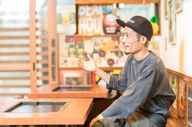 画像: 「ひめぜん」では藤元さんの故郷の味も味わえる。長崎っ子のソウルフード「雲仙ハム」にダシ用のアゴ。焼きそば麺のかわりにチャンポンの麺を使用。「少しでも地元に貢献したい。いつか振興会を挙げて長崎フェアを催したいと思っています」