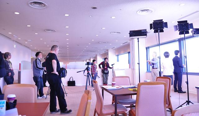 画像: 「自動化によって、そのトラブル自体起こらなくなります」と国見が言う場面