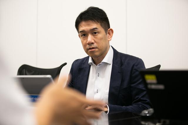 画像: メディアの取材対応中に・・・